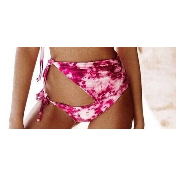 NWT Beach Bunny Chanel Wrap Pink Purple Tie Dye Swimsuit Bikini Bottom XS - Picture 1 of 3